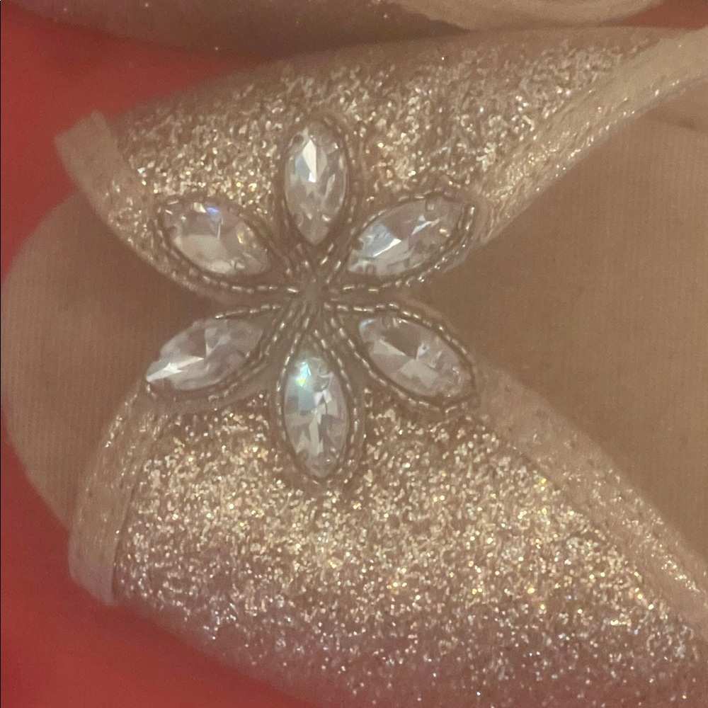Joyfolie Sparkling Gold Sandals - Picture 5 of 12